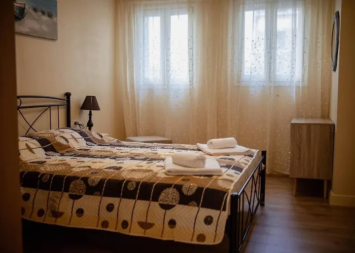 Corfu Town Cozy *